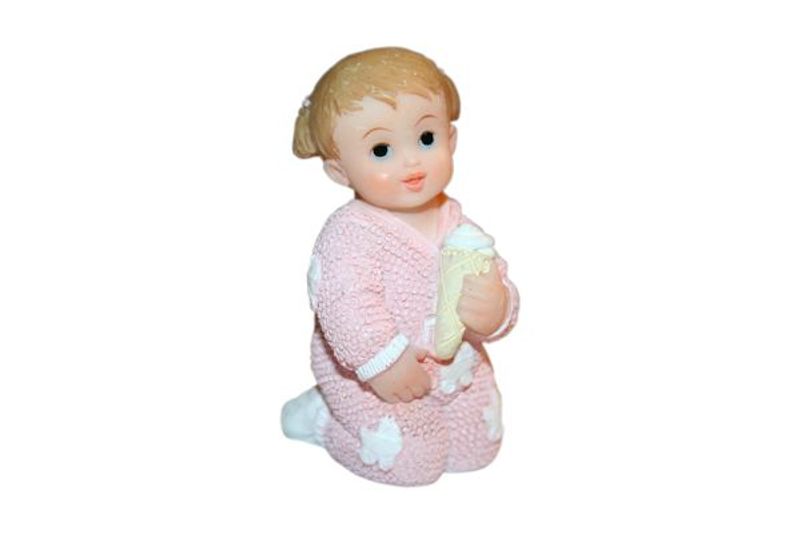 Babyfigur sittende på kne med iskrem rosa 5cm